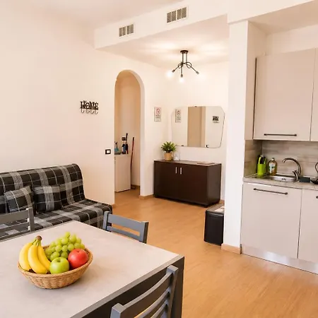 Rigoletto - Free Parking - Second Floor No Elevator - Near Center *