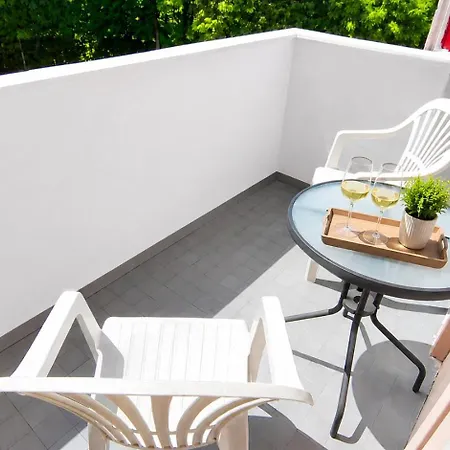 Rigoletto - Free Parking - Second Floor No Elevator - Near Center Apartment Mantova