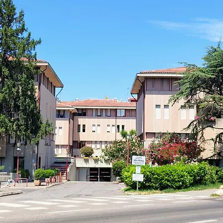 Rigoletto - Free Parking - Second Floor No Elevator - Near Center *