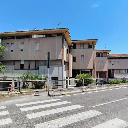 Rigoletto - Free Parking - Second Floor No Elevator - Near Center Mantova